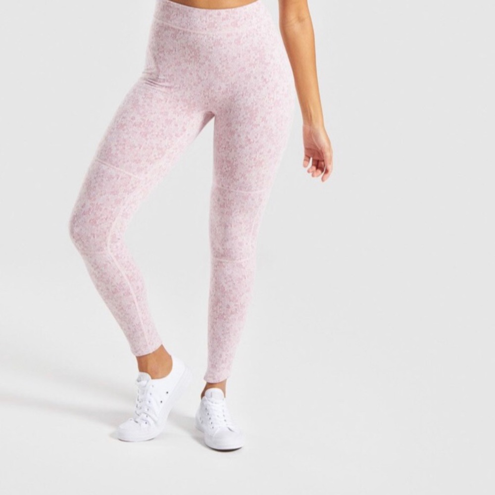 GYMSHARK-BRAND NEW Fleur Texture Leggings